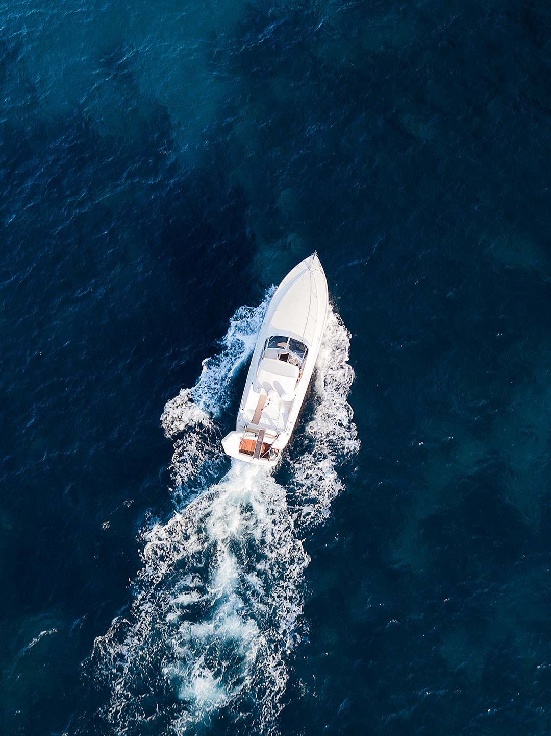 Villa del Mar Private Yacht & Speedboat Charters